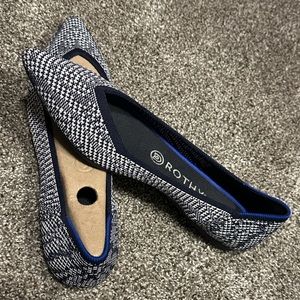 Rothy’s Point Flat